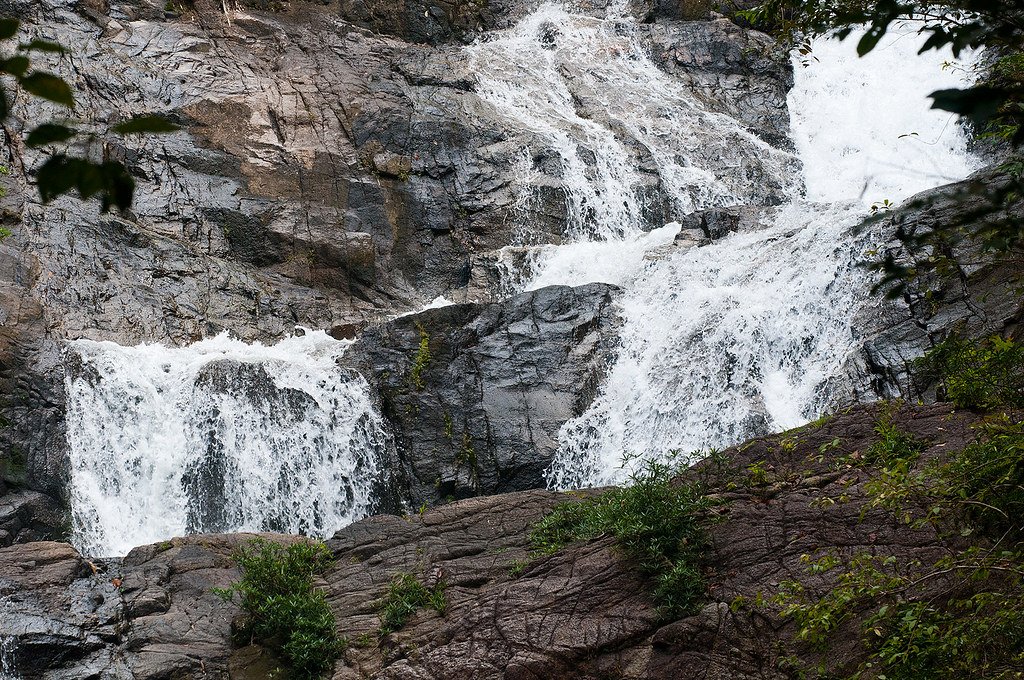cascade Khao Lampi