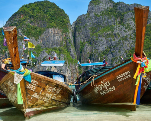 Bateaux à Maya Bay