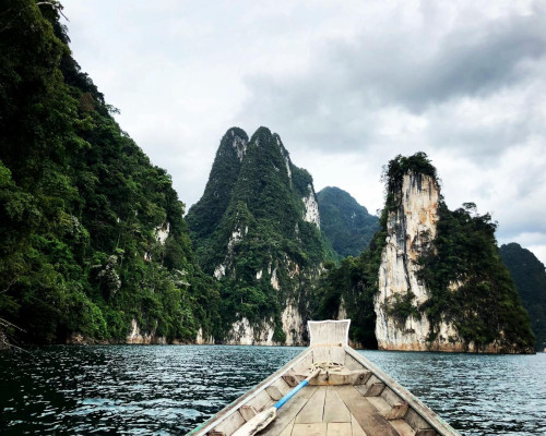 Les falaises calcaires de Khao Sok