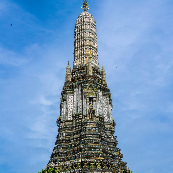 Vue sur la tour - Wat Arun