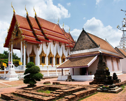 Wat Chalong situé à Phuket